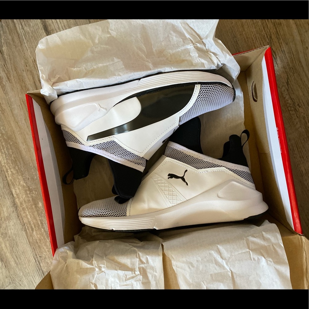 Puma Fierce Core Kylie Jenner Sneaker - Picture 5 of 7